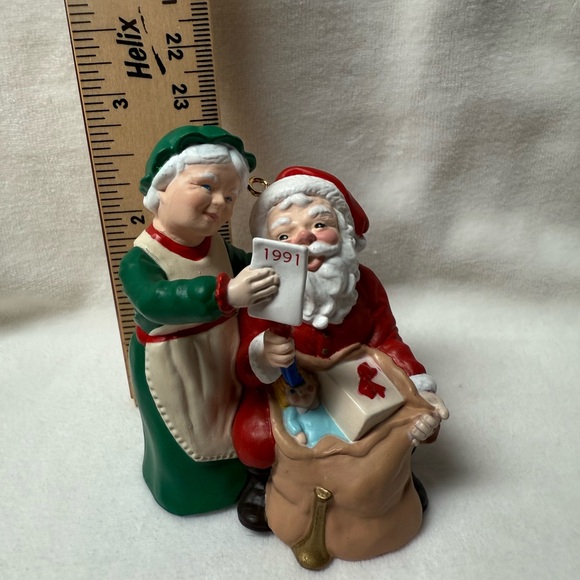 Mr. and Mrs. Claus Hallmark Ornament - Picture 3 of 8